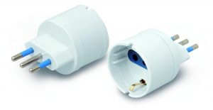 Adattatore presa schuko spina 2p + t 10 a 3002