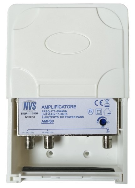 AMP60 Amplificatore da palo con 1 ingresso UHF e 2 uscite di segnale
